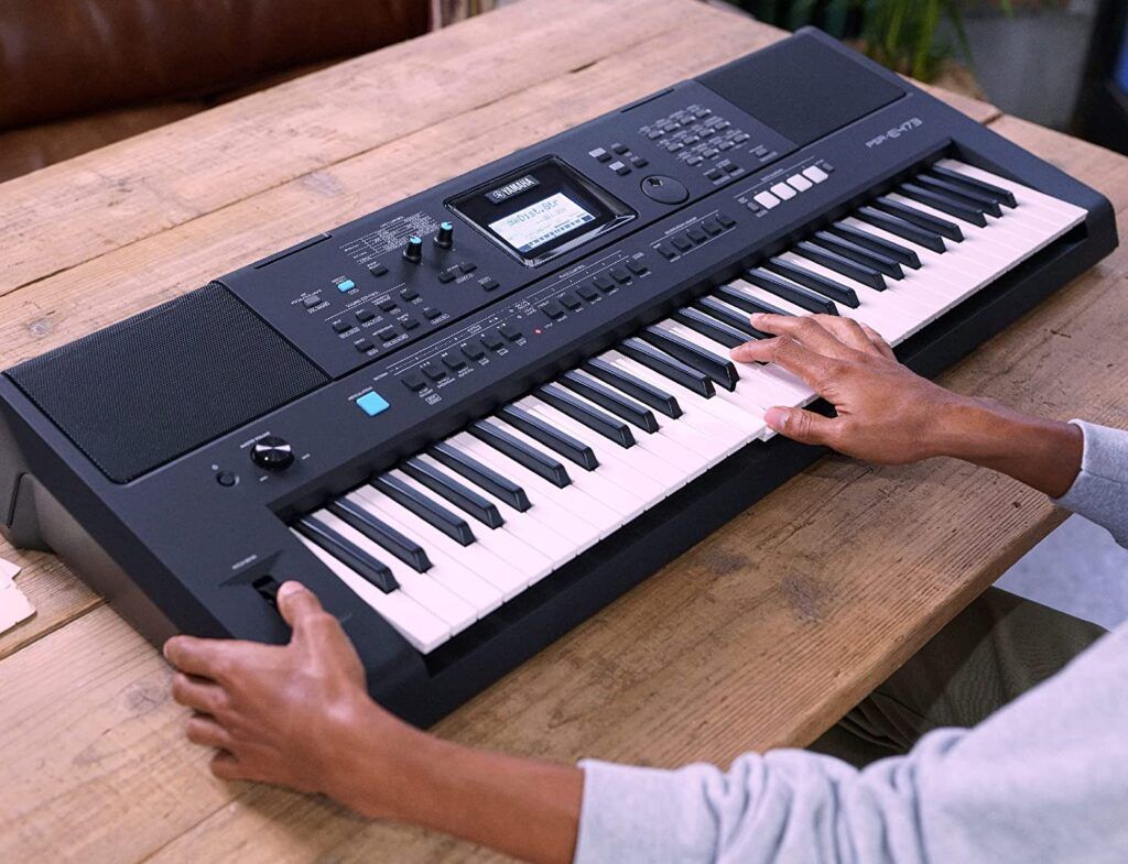 ¿Qué elegir entre un piano digital y un teclado?